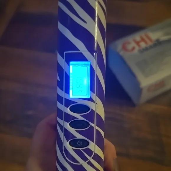 Smart Titanium Purple Zebra Hair Straightener - Picture 2 of 3